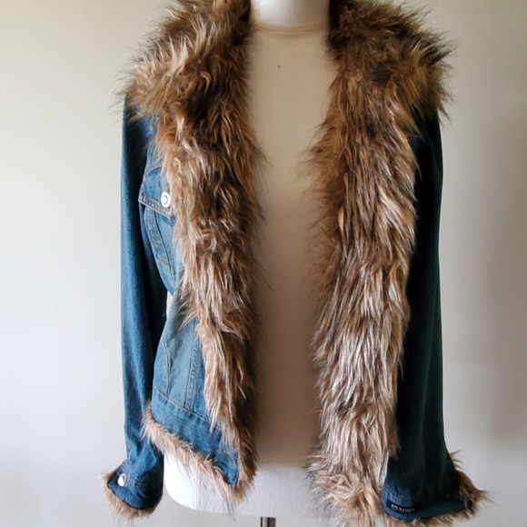 XOXO Jean jacket - Picture 6 of 9